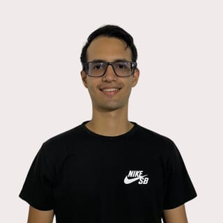 André Izarra Profile